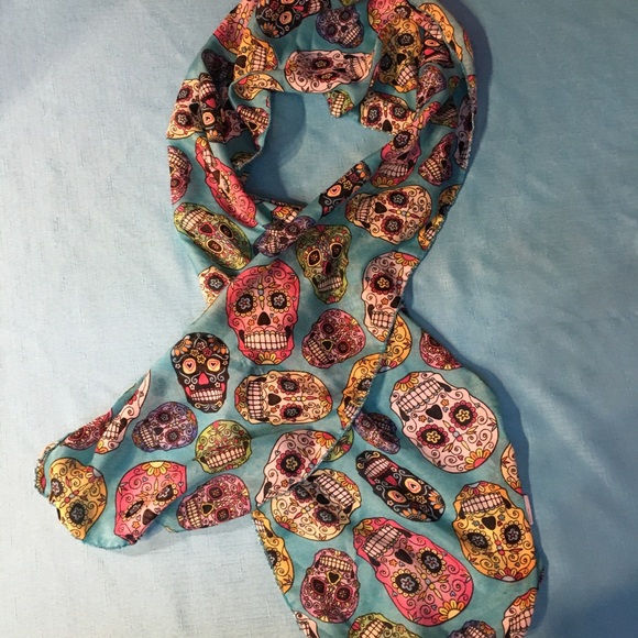 Sugar Skull Scarf - Picture 3 of 7